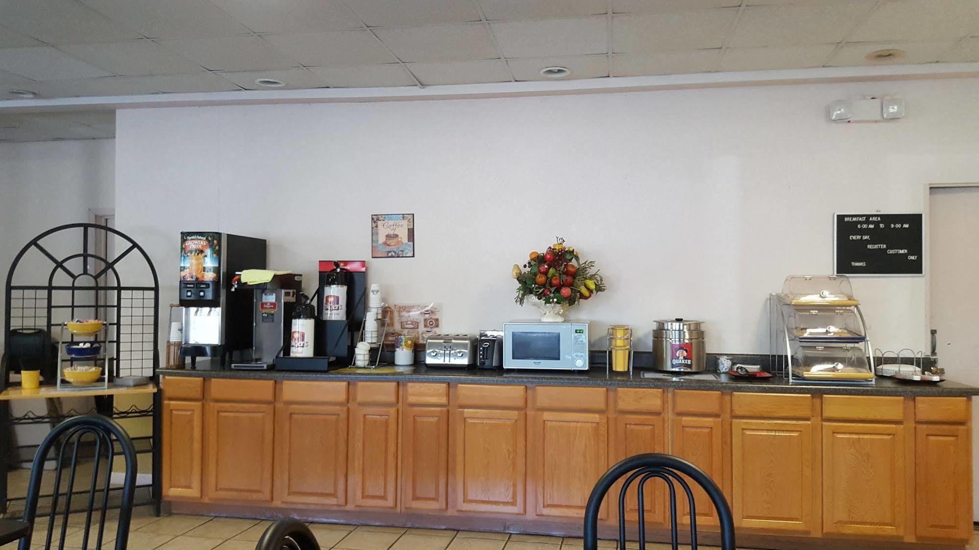 Days Inn By Wyndham Tallahassee-Government Center Luaran gambar
