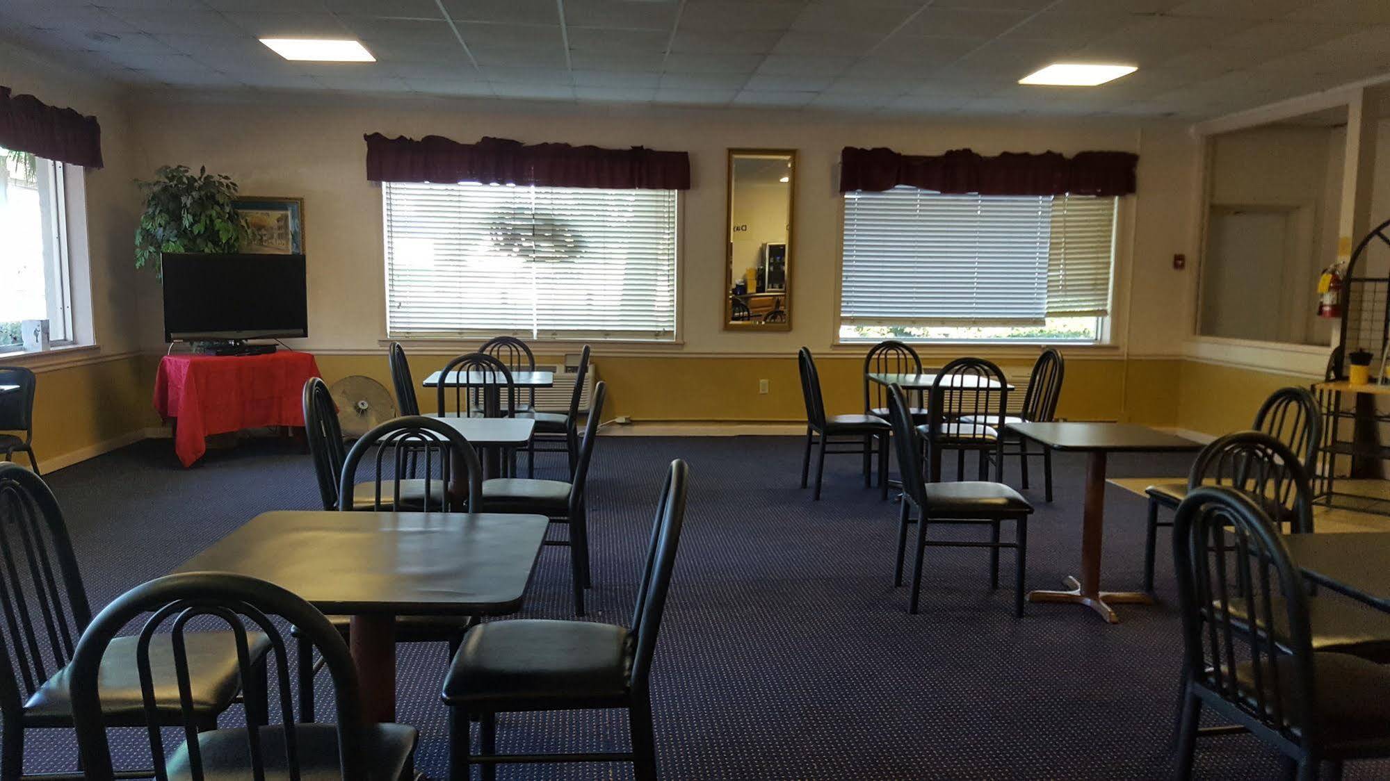 Days Inn By Wyndham Tallahassee-Government Center Luaran gambar