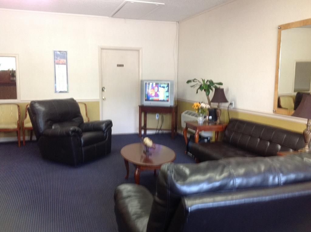 Days Inn By Wyndham Tallahassee-Government Center Luaran gambar